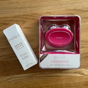 BRAND NEW FOREO BEAR and Foreo serum Hot Pink